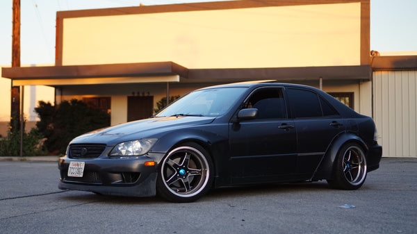 01-05 Lexus IS300 Wide Body Kit (Gen1 SXE10)