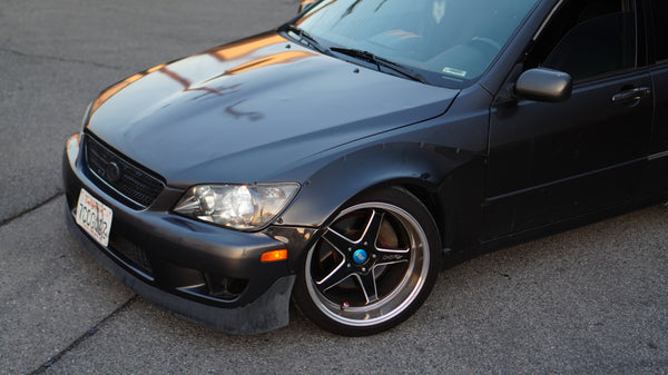 01-05 Lexus IS300 Wide Body Kit (Gen1 SXE10)
