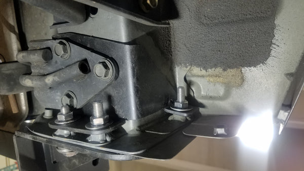 Swan Neck Chassis Mount Kit for Nissan 350Z