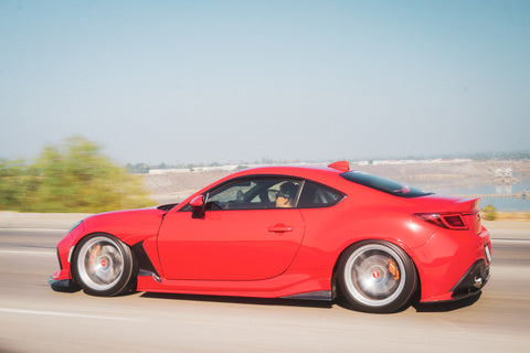Type VR Carbon Fiber Side Skirts for GR86 / BRZ