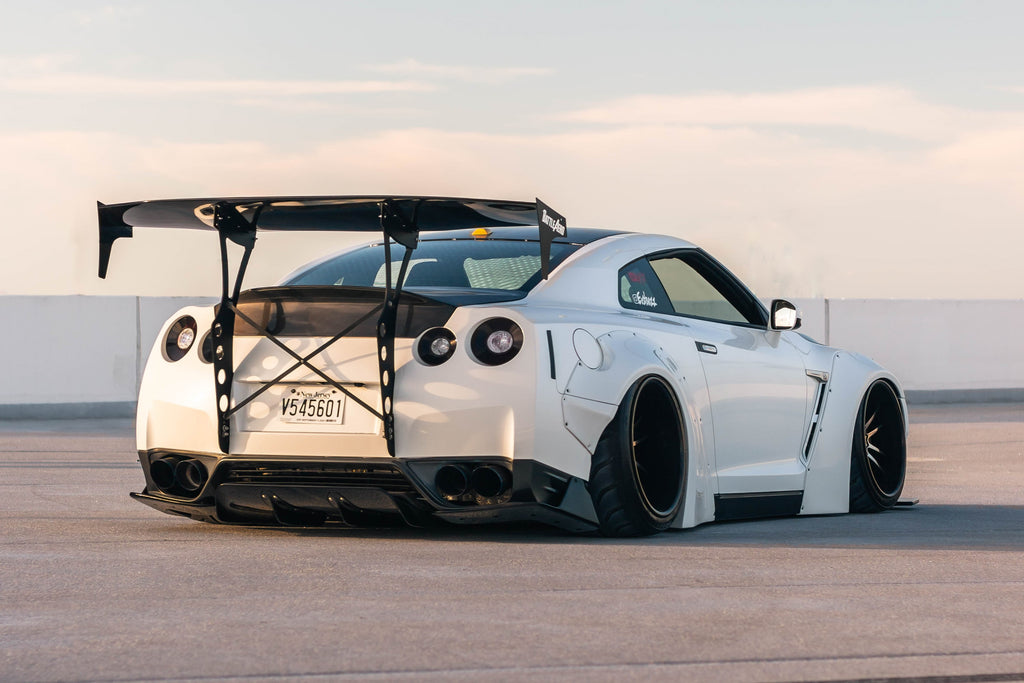 V4 Chassis Mount Wing for Nissan GT R R35 BattleAero