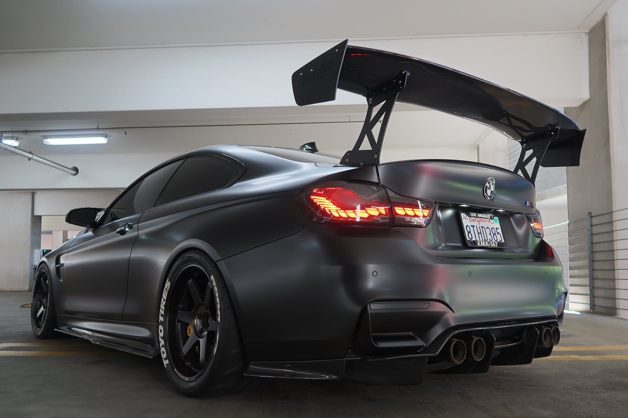 Trunk Mount Wing for BMW M4 F82